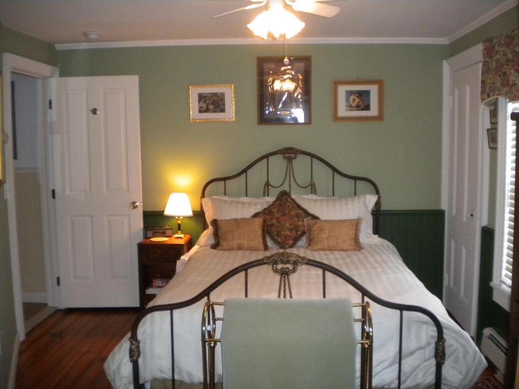 The Stirling House Waterfront Inn Greenport Buitenkant foto