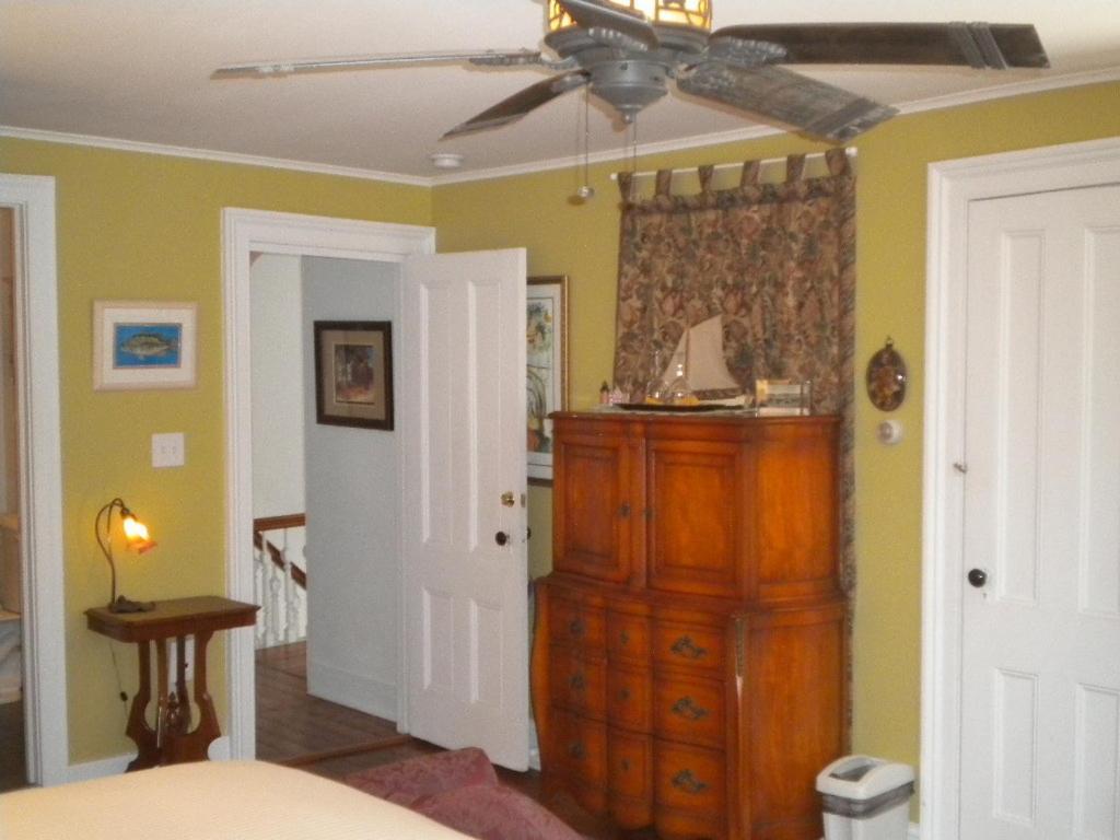 The Stirling House Waterfront Inn Greenport Kamer foto