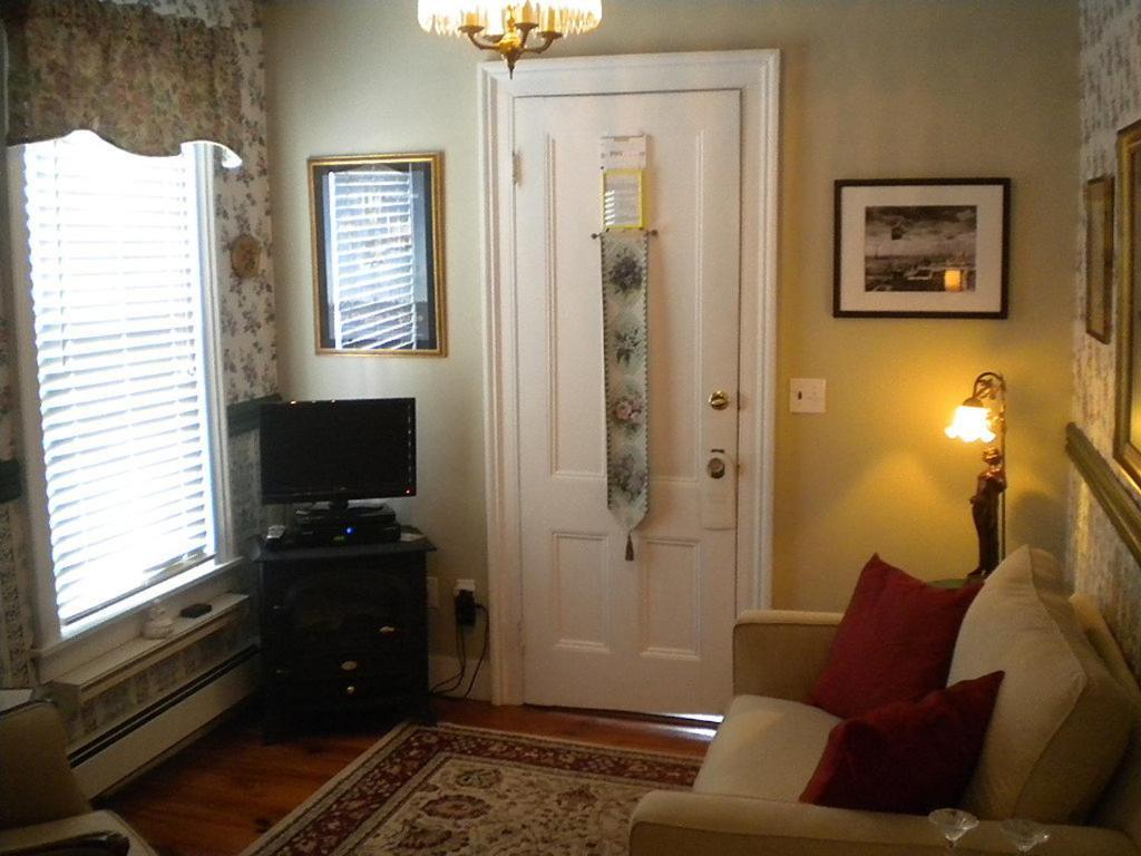 The Stirling House Waterfront Inn Greenport Kamer foto
