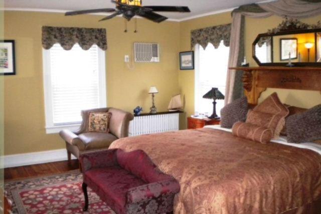 The Stirling House Waterfront Inn Greenport Buitenkant foto