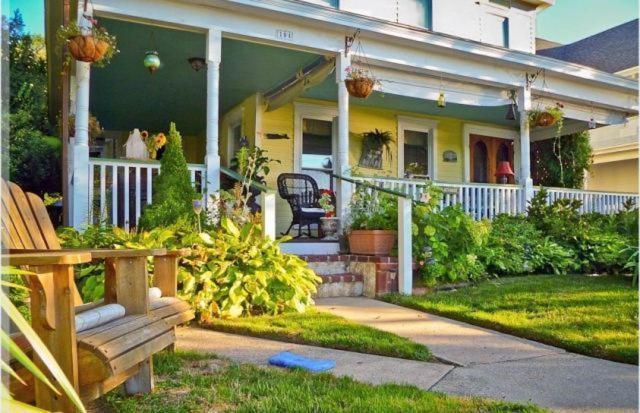 The Stirling House Waterfront Inn Greenport Buitenkant foto